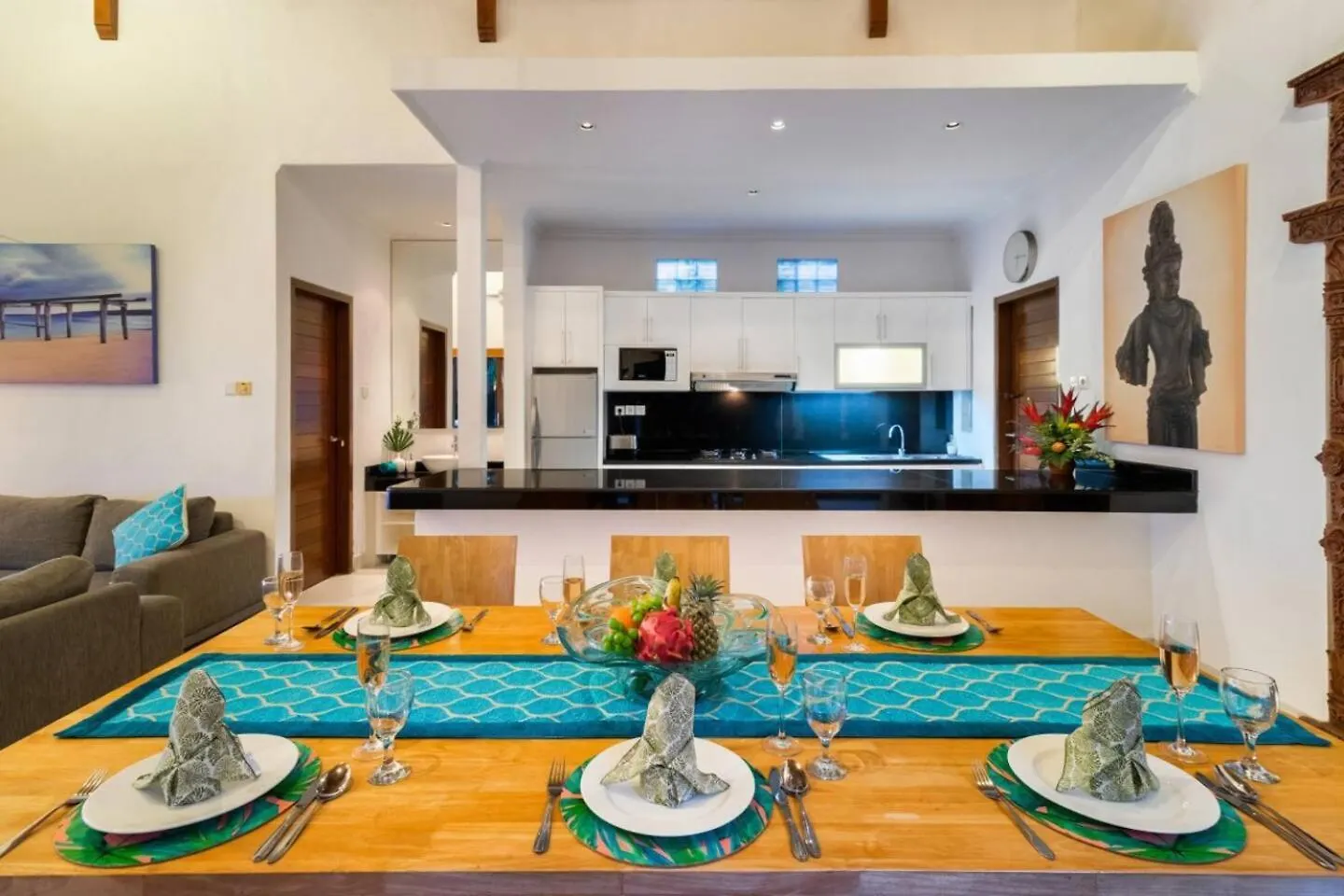 Super Value 3 Bed, Central Seminyak, Walk To Beach Seminyak (Bali)