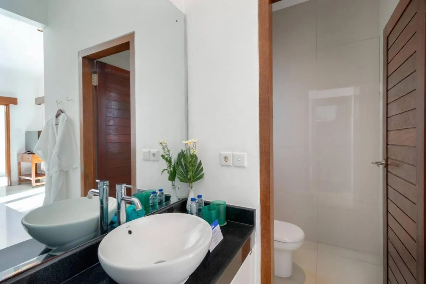 Villa Super Value 3 Bed, Central Seminyak, Walk To Beach Indonesia